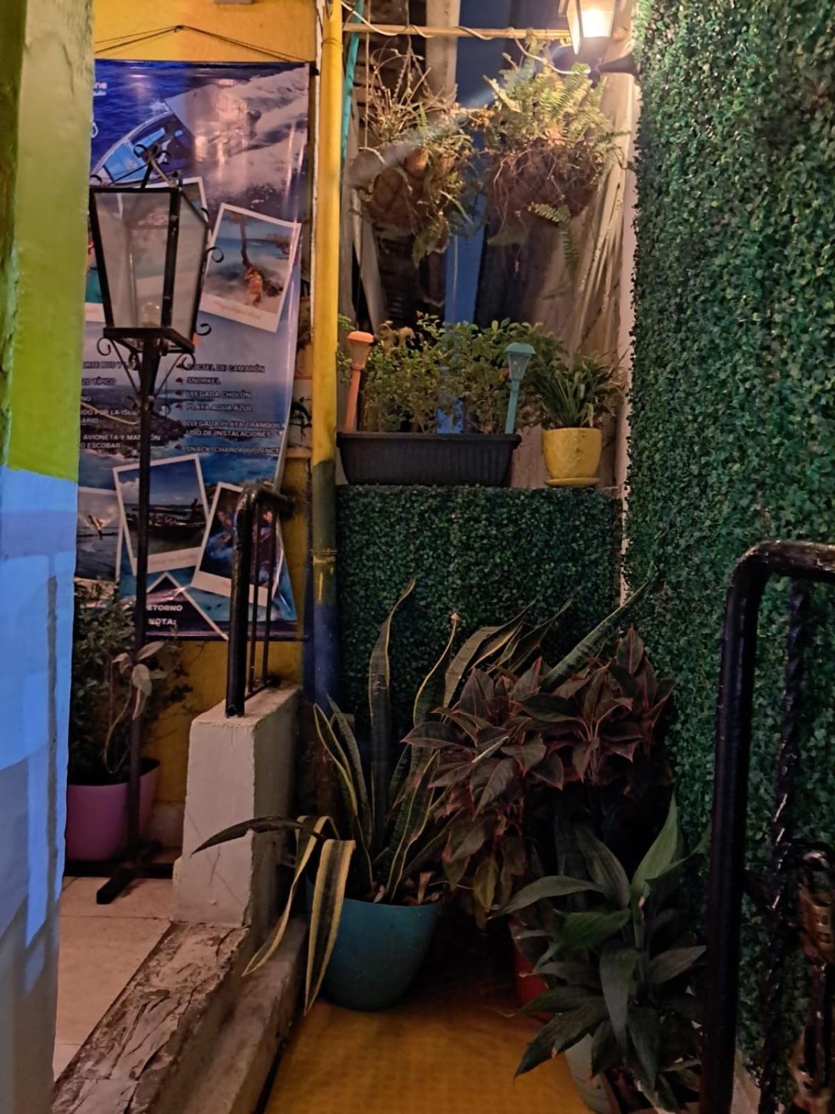 Hostel Shalom Adonai Cartagena Kültér fotó