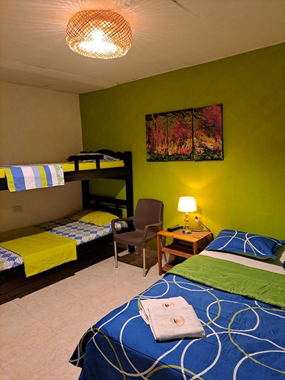 Hostel Shalom Adonai Cartagena Kültér fotó