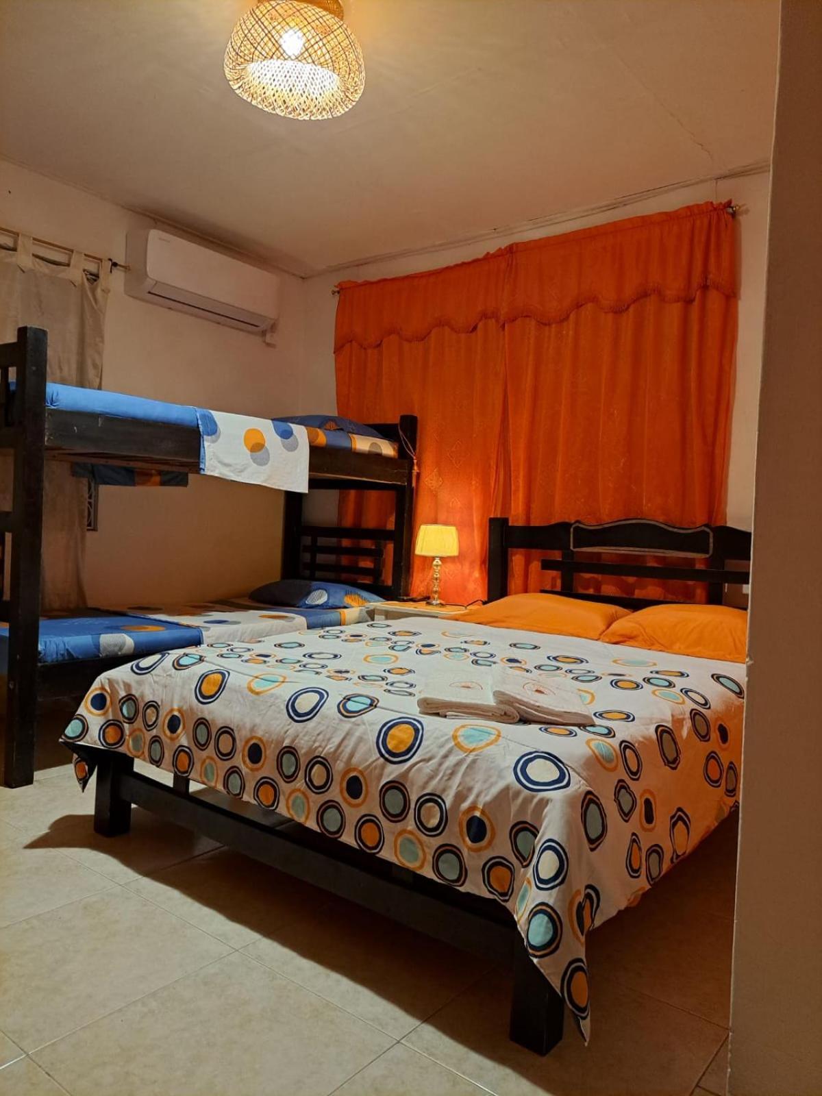 Hostel Shalom Adonai Cartagena Kültér fotó